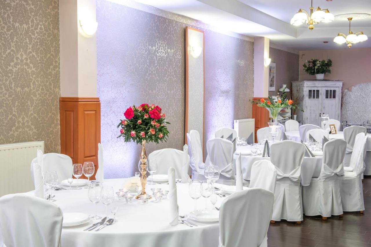 First Hotel Tczew Dış mekan fotoğraf